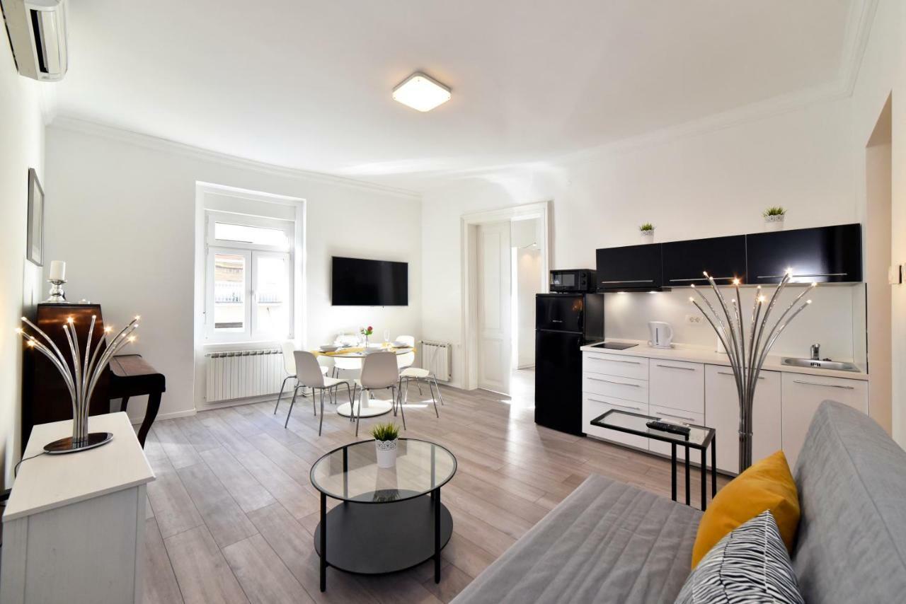 Agape Zagreb Apartments Bagian luar foto